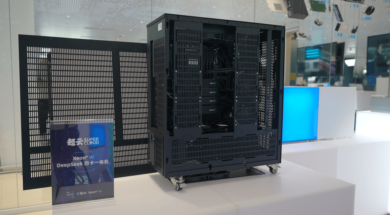 这款游戏卡价格砍掉一个数量级k8凯发入口大模型一体机塞进(图4)